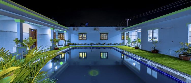 Фото отеля Hotel Nguyen Toan