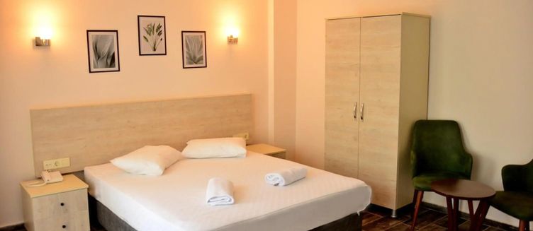 Фото отеля Dream Town Hotel & Restaurant