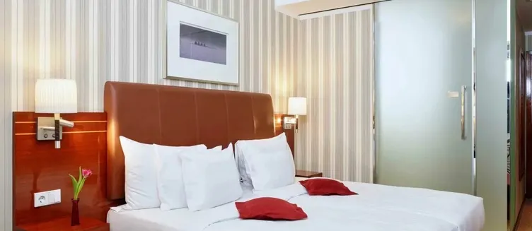 Фото отеля Palace Bridge Hotel
