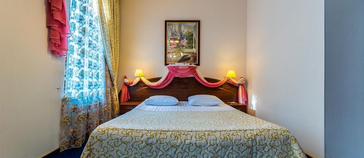 Фото отеля Cronwell Inn Стремянная