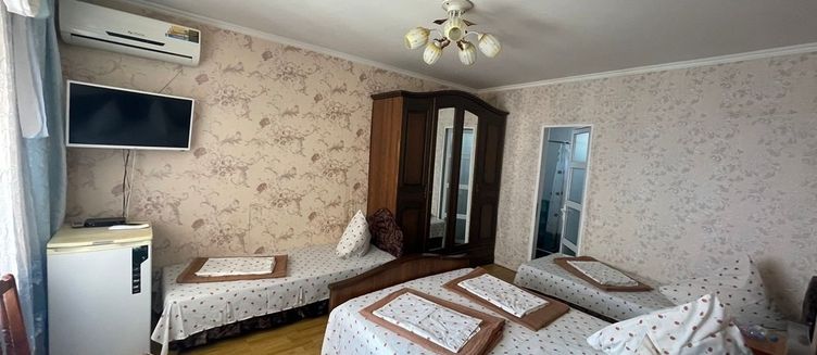 Фото отеля Гостевой дом «Азалия»