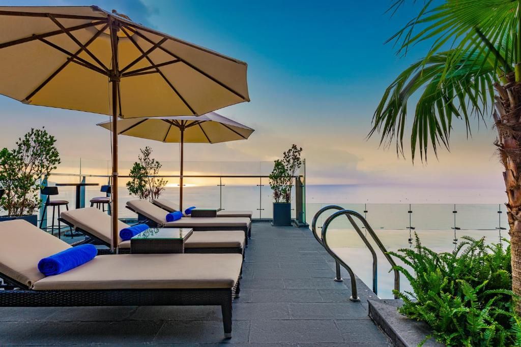 Peninsula Hotel Danang фото 8