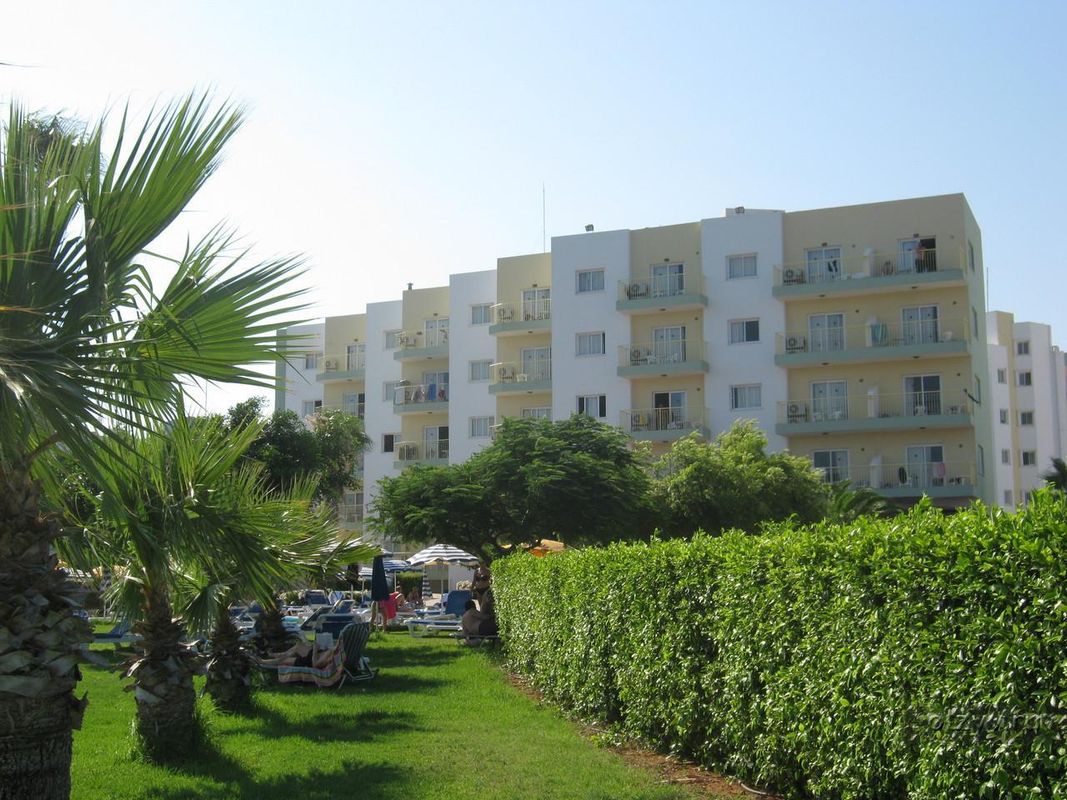 Maistrali Hotel Apartments & Bungalows фото 6