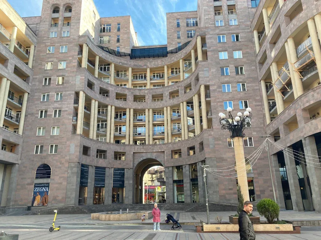 Median Hotel City Center Yerevan фото 0