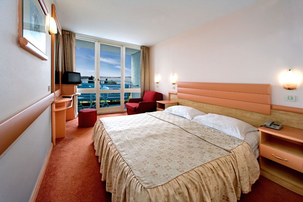 Hotel Materada Plava Laguna фото 11