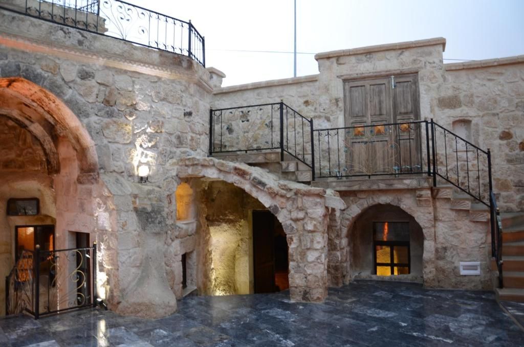 Golden Cave Suites фото 54