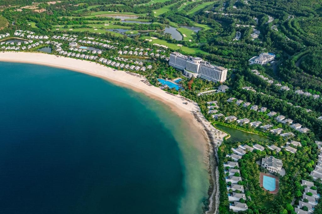 Nha Trang Marriott Resort & Spa, Hon Tre Island фото 72