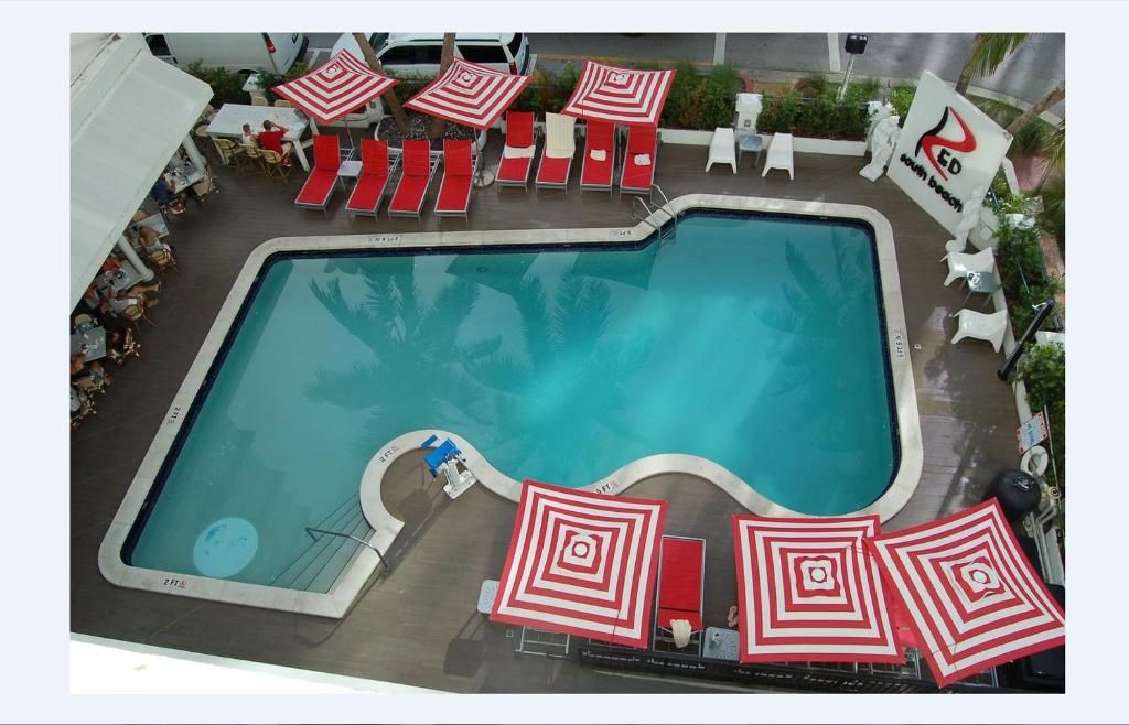 Red South Beach Hotel фото 8
