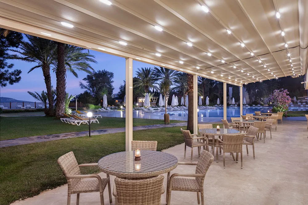 DoubleTree by Hilton Bodrum Isil Club Resort фото 50