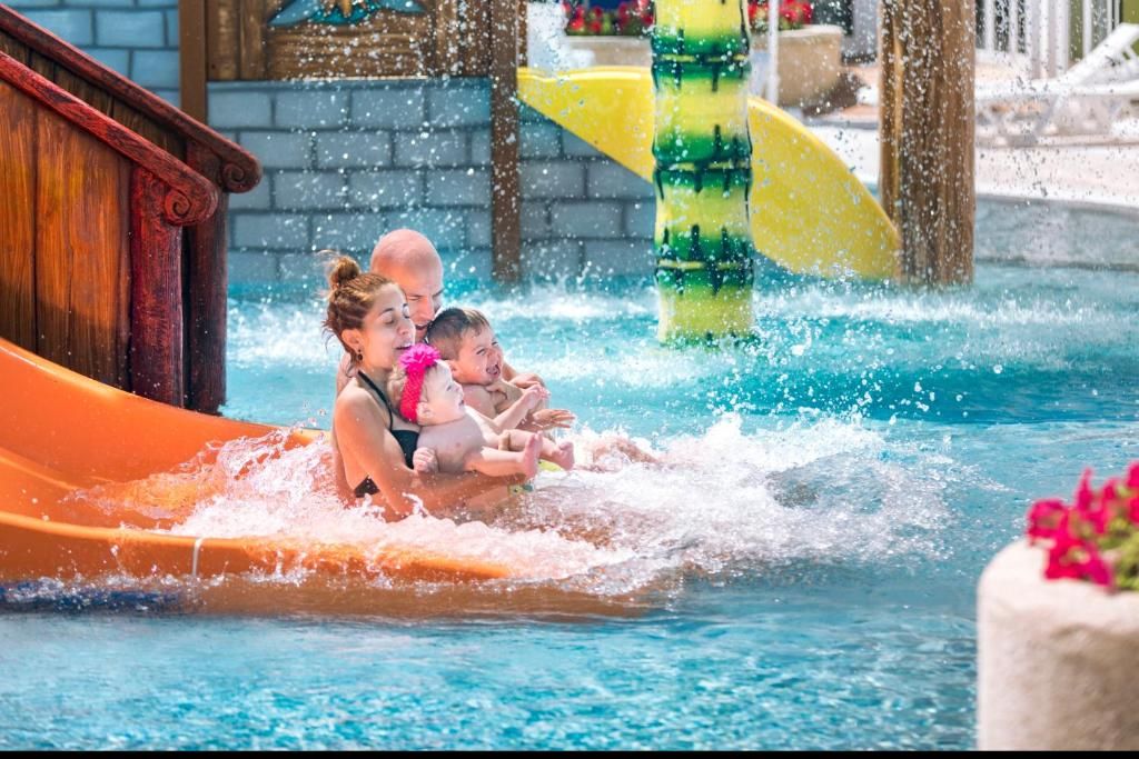 Hotel Oasis Park Splash фото 20