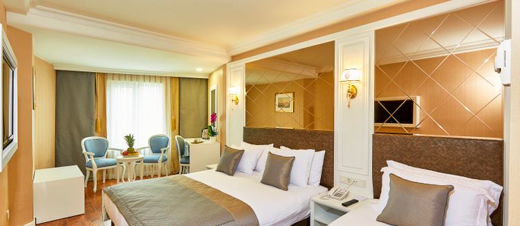 Фото отеля Seres Old Sity Hotel