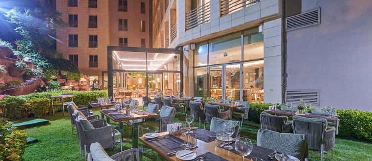 Фото отеля DoubleTree by Hilton Istanbul Tuzla