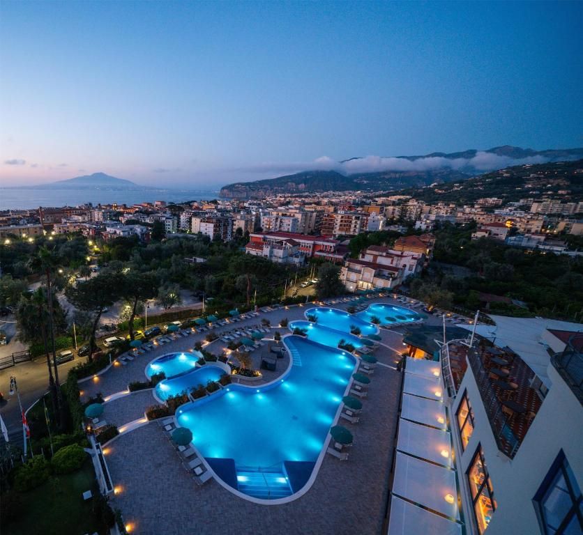 Hilton Sorrento Palace фото 44