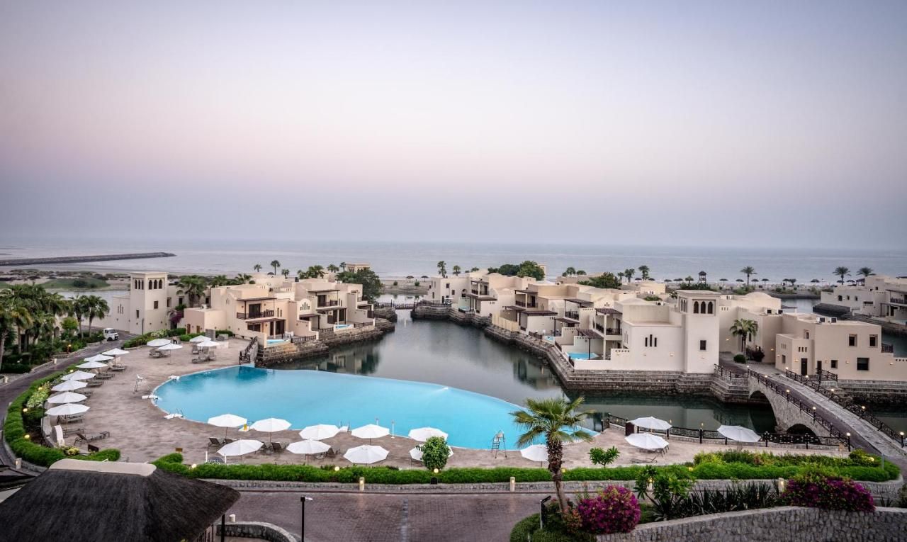 The Cove Rotana Resort фото 12