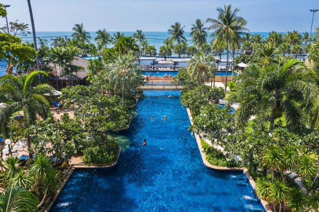 Jomtien Palm Beach Hotel & Resort фото 78
