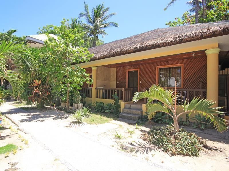 Bamboo Beach Resort, Bar and Restaurant фото 26