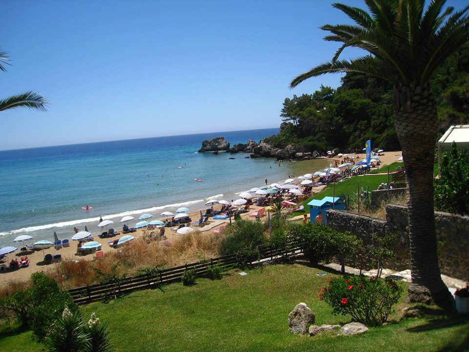 Corfu Glyfada Menigos Beach фото 23