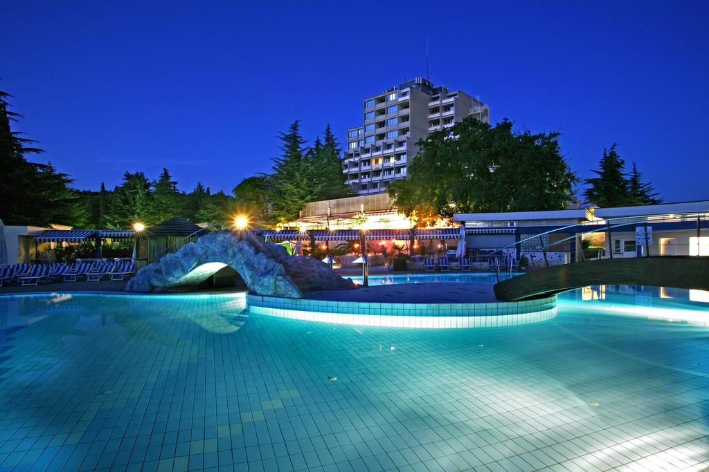Valamar Diamant Hotel фото 0