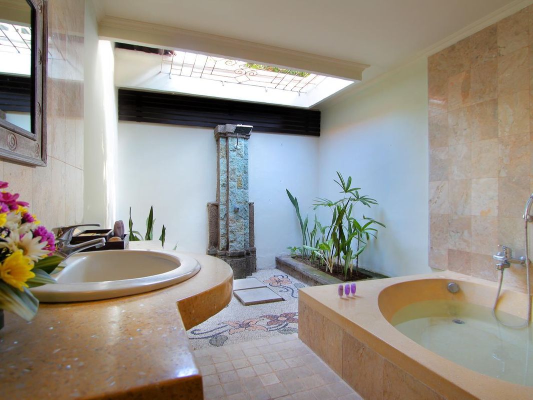 Tonys Villas & Resort Seminyak - Bali фото 36