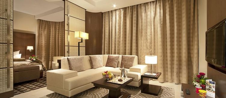 Фото отеля Oaks Liwa Executive Suites