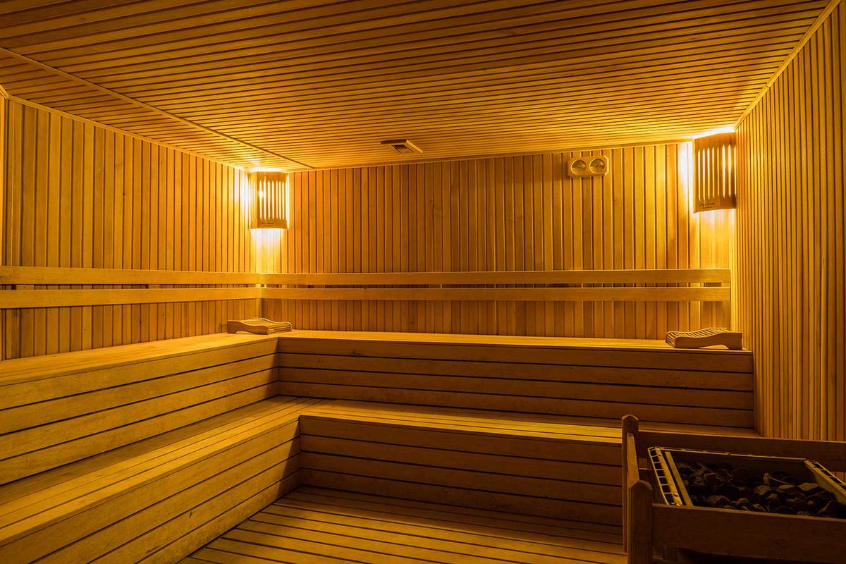 Throne Beach Resort & Spa фото 22