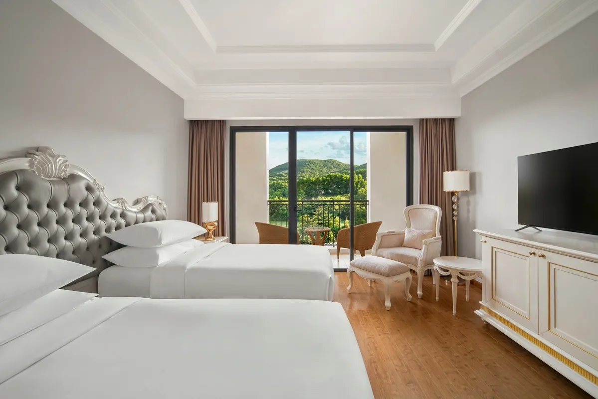 Nha Trang Marriott Resort & Spa, Hon Tre Island фото 4