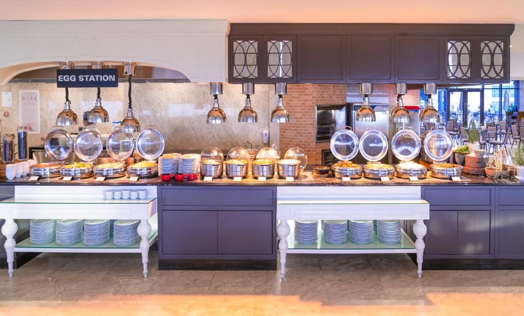 Four Points by Sheraton Danang фото 34