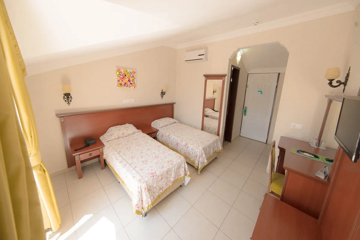 Yel Holiday Resort фото 2