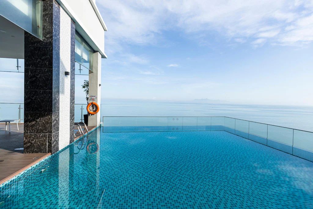 Hompton by the Beach Penang фото 3