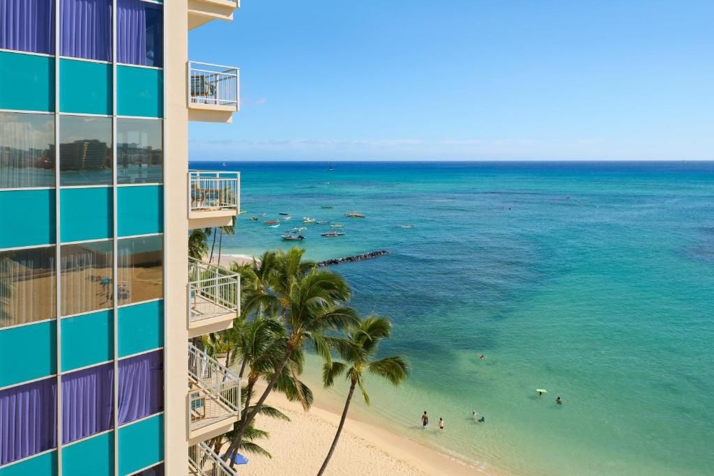 The New Otani Kaimana Beach Hotel фото 63