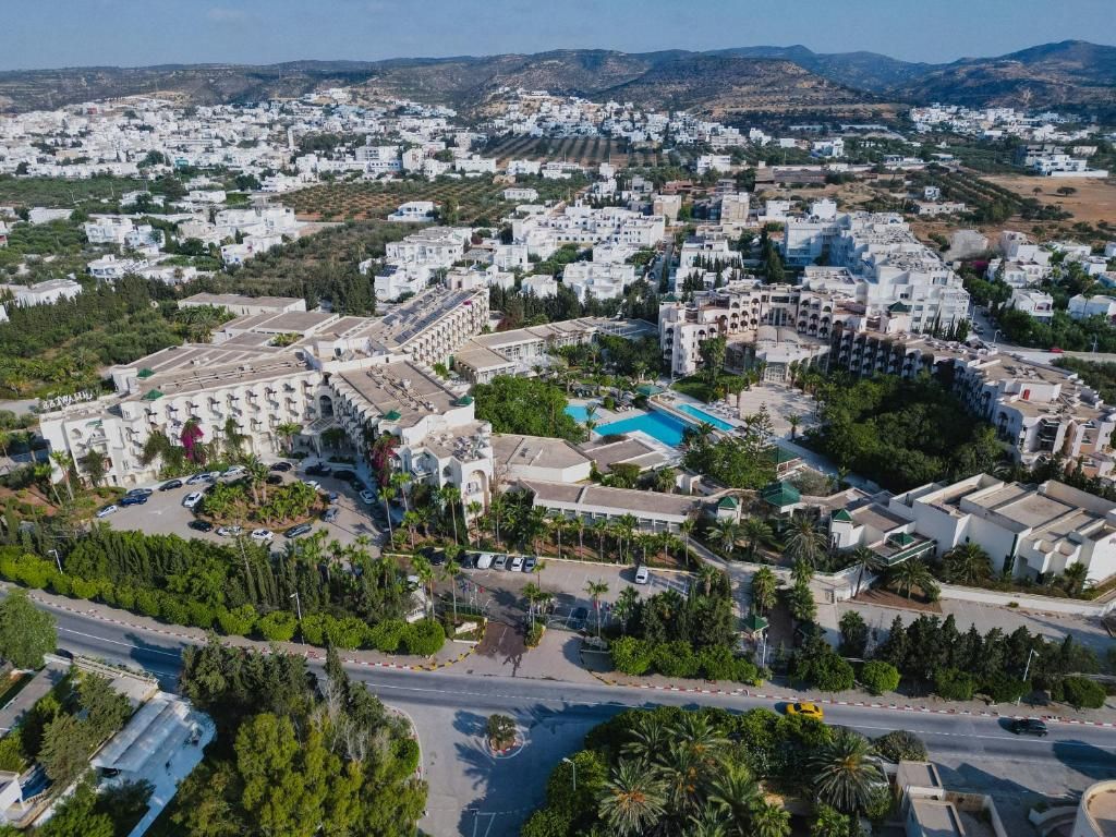 Nahrawess Hotel & Spa Resort фото 62