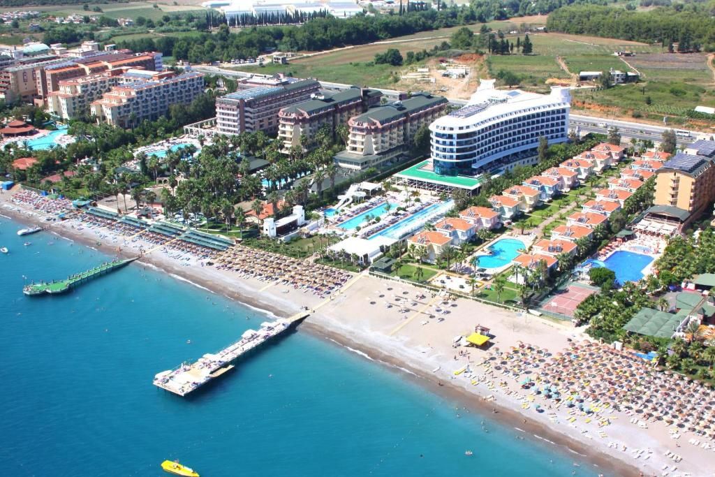 Q Premium Resort фото 28