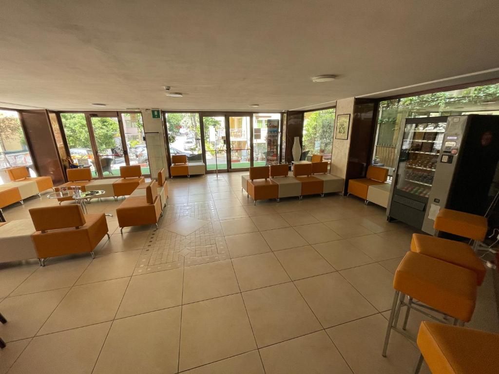 Hotel Fellini Rimini фото 4