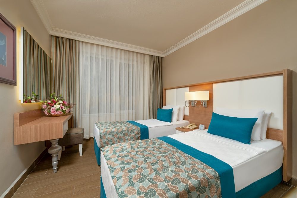 Royal Garden Beach Hotel фото 108