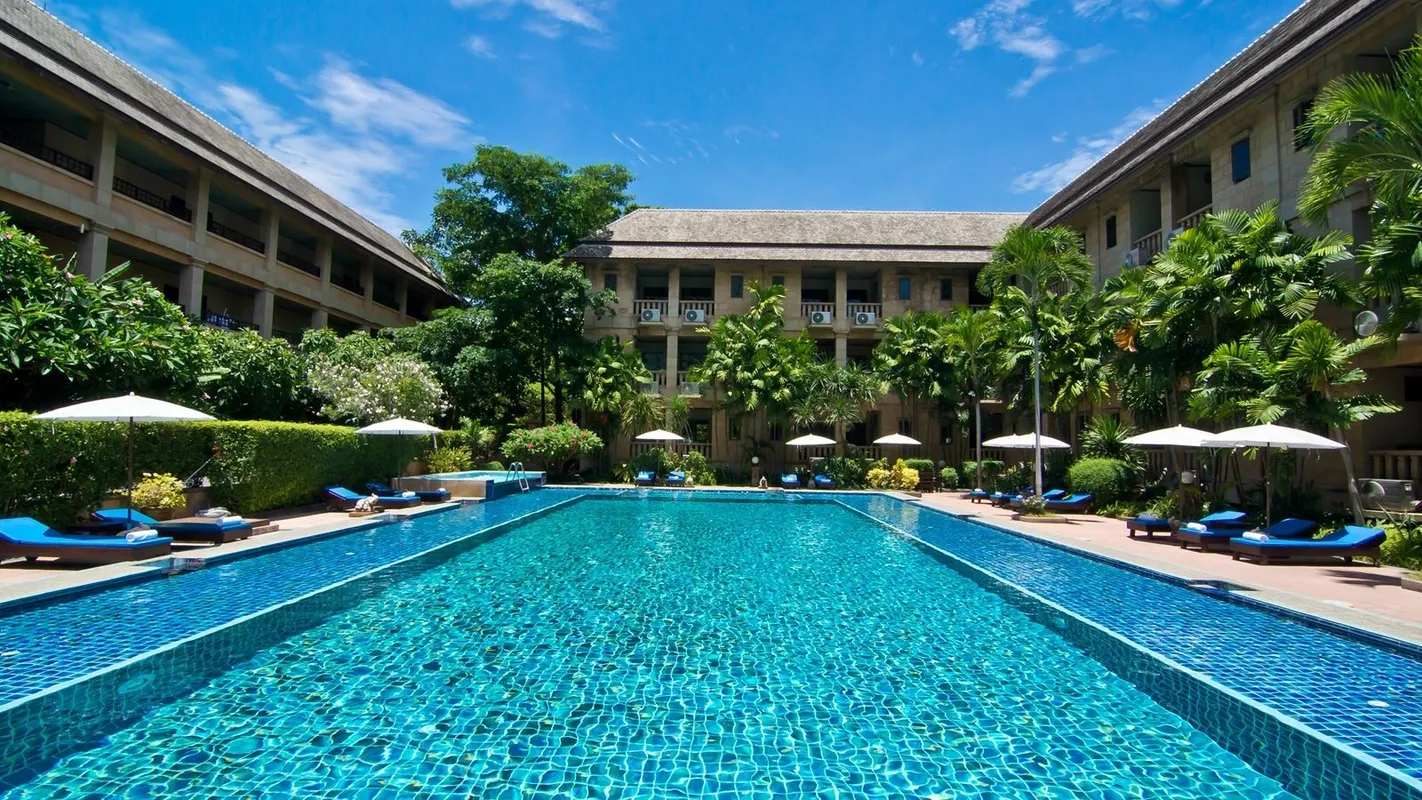 Plumeria Resort фото 1