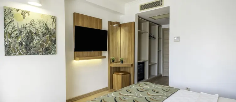 Фото отеля La Brisa Hotel