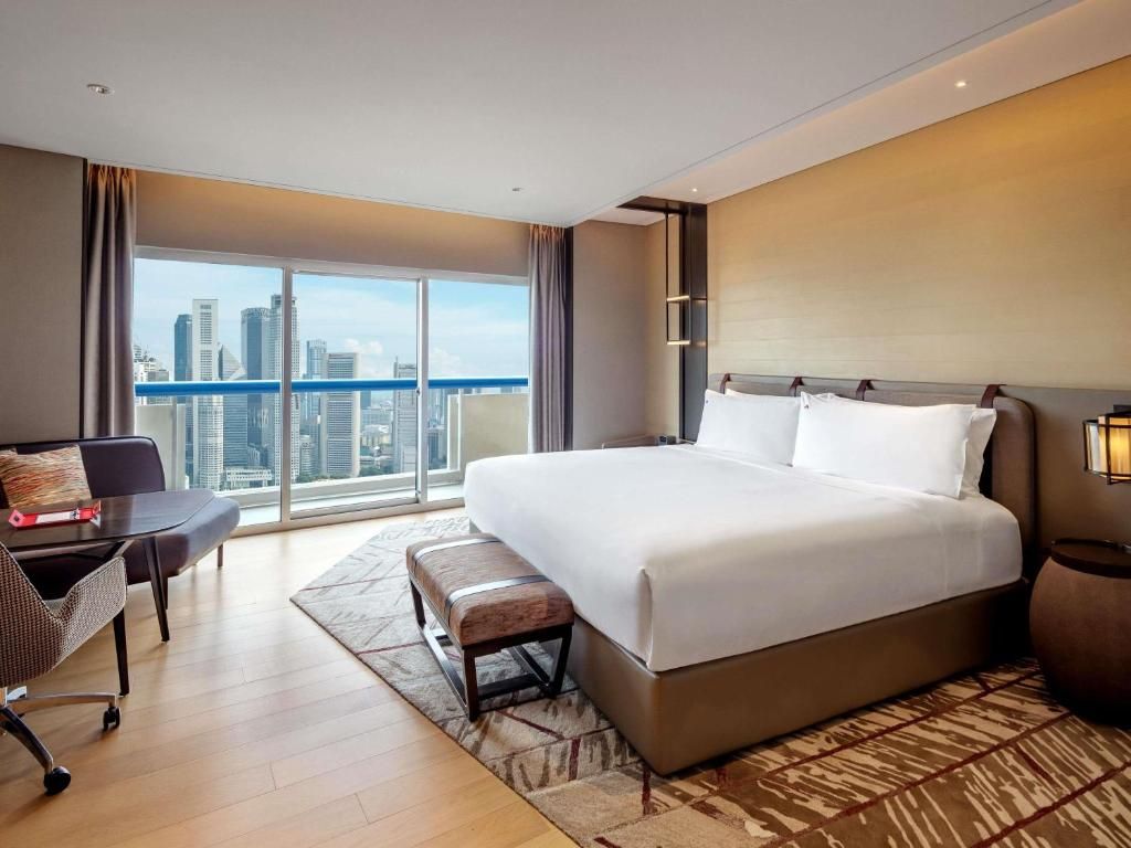 Swissotel The Stamford фото 17