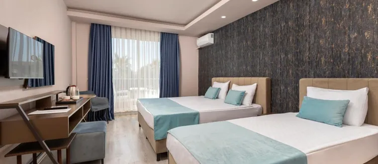 Фото отеля Hotella Hotel & Spa