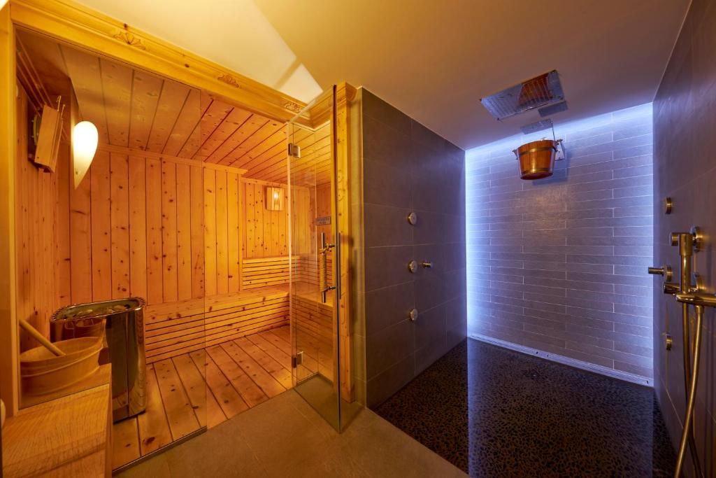 Rezia Hotel Bormio фото 21