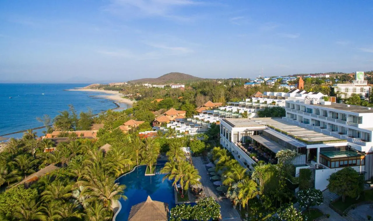 The Cliff Resort and Residence фото 0
