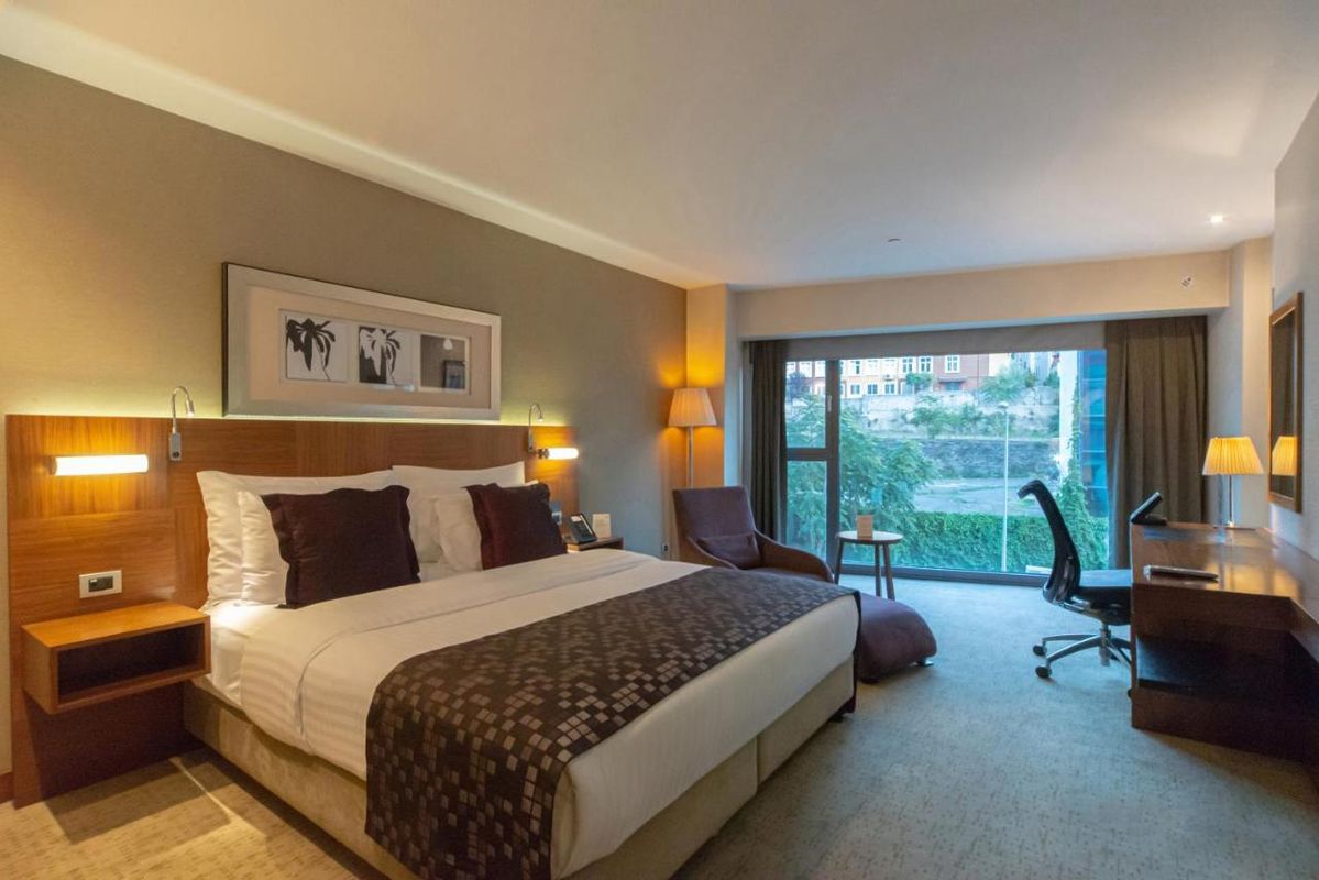 Crowne Plaza Istanbul - Harbiye фото 4