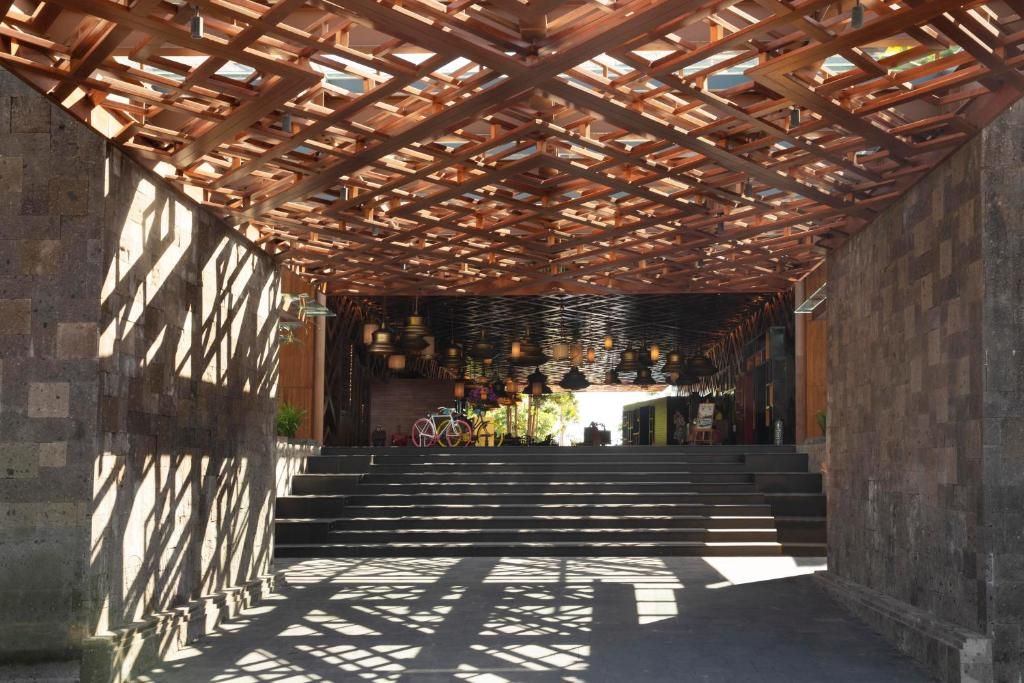 Hotel Indigo Bali Seminyak Beach фото 81