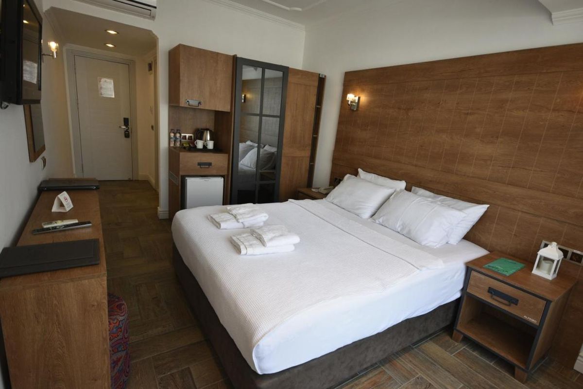 Aurasia Beach Hotel фото 2