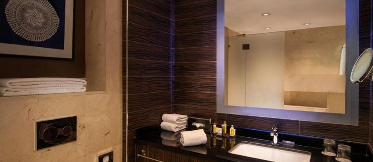 Фото отеля Armenia Marriott Hotel