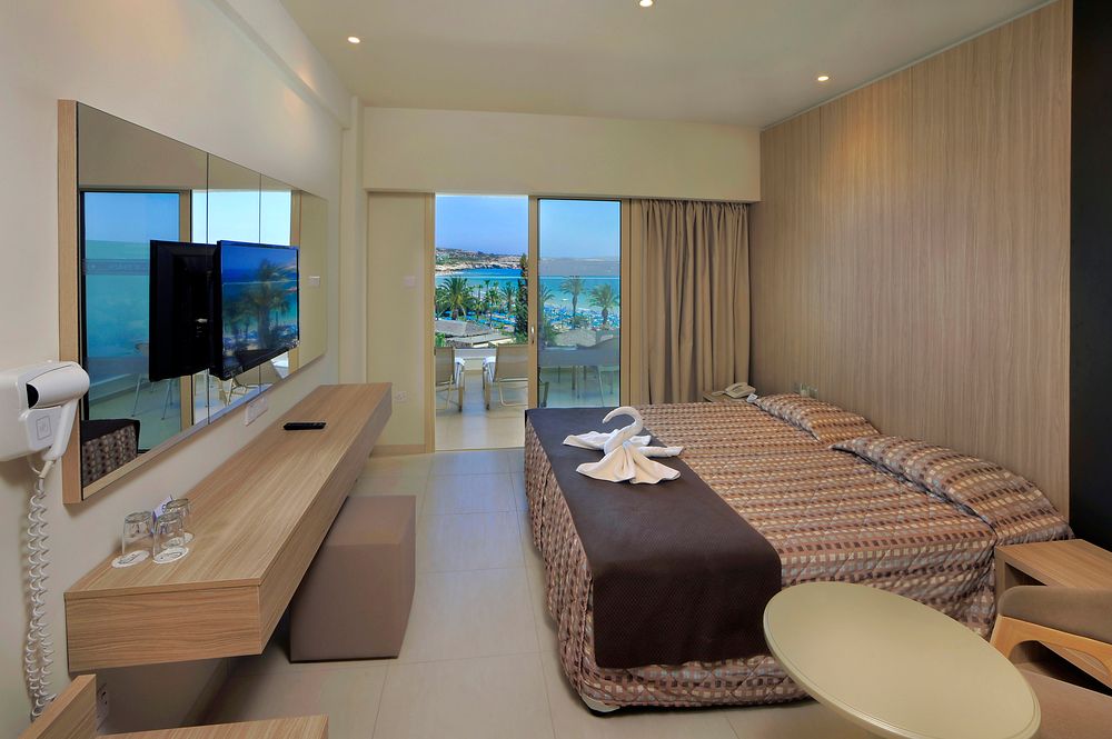 Nelia Beach Hotel фото 28