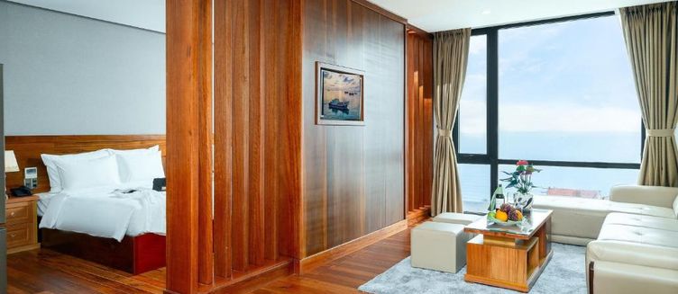 Фото отеля Sunny Ocean Hotel & Spa