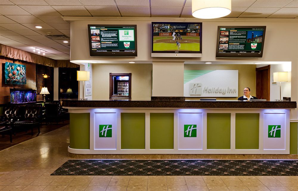 Holiday Inn Hotel & Suites Chicago - Downtown, an IHG Hotel фото 30