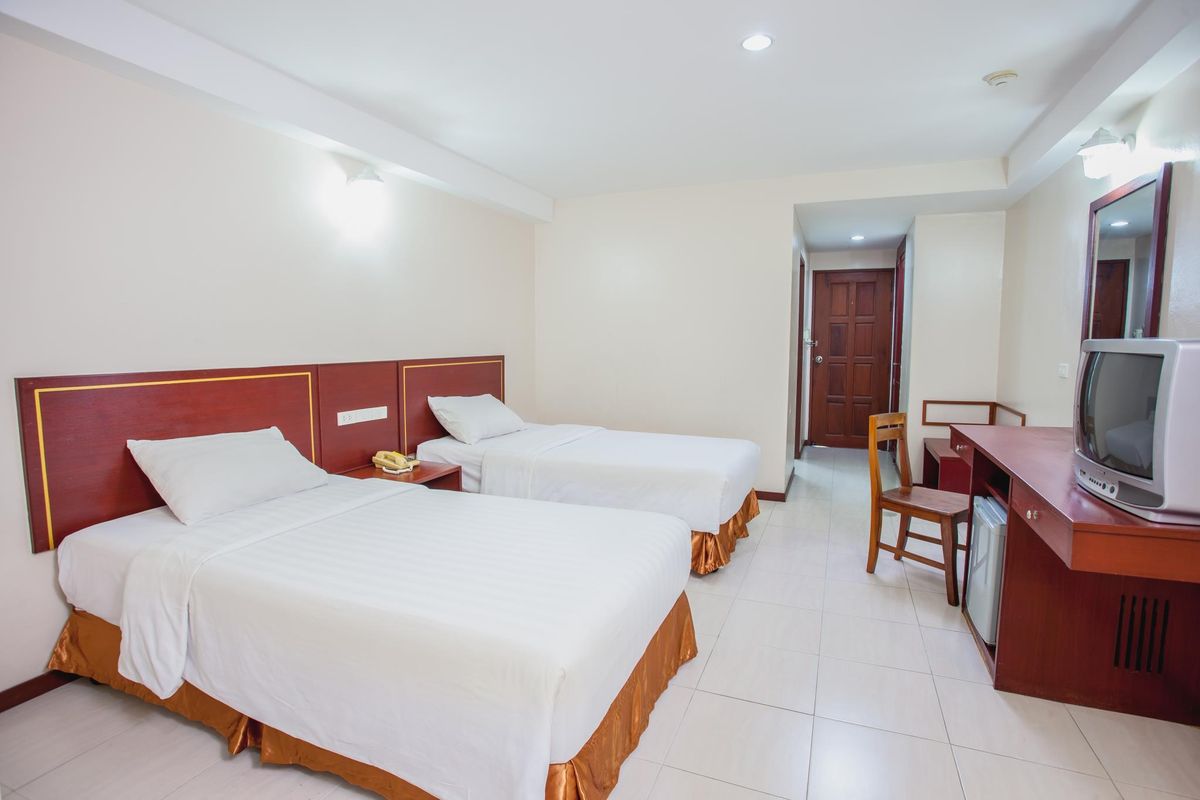 Eastiny Place Hotel фото 2
