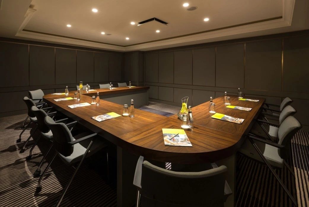 DoubleTree by Hilton Hotel Izmir Airport фото 21