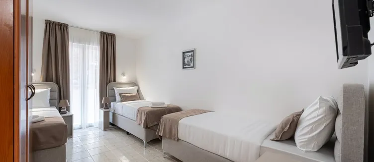 Фото отеля Hotel Podostrog